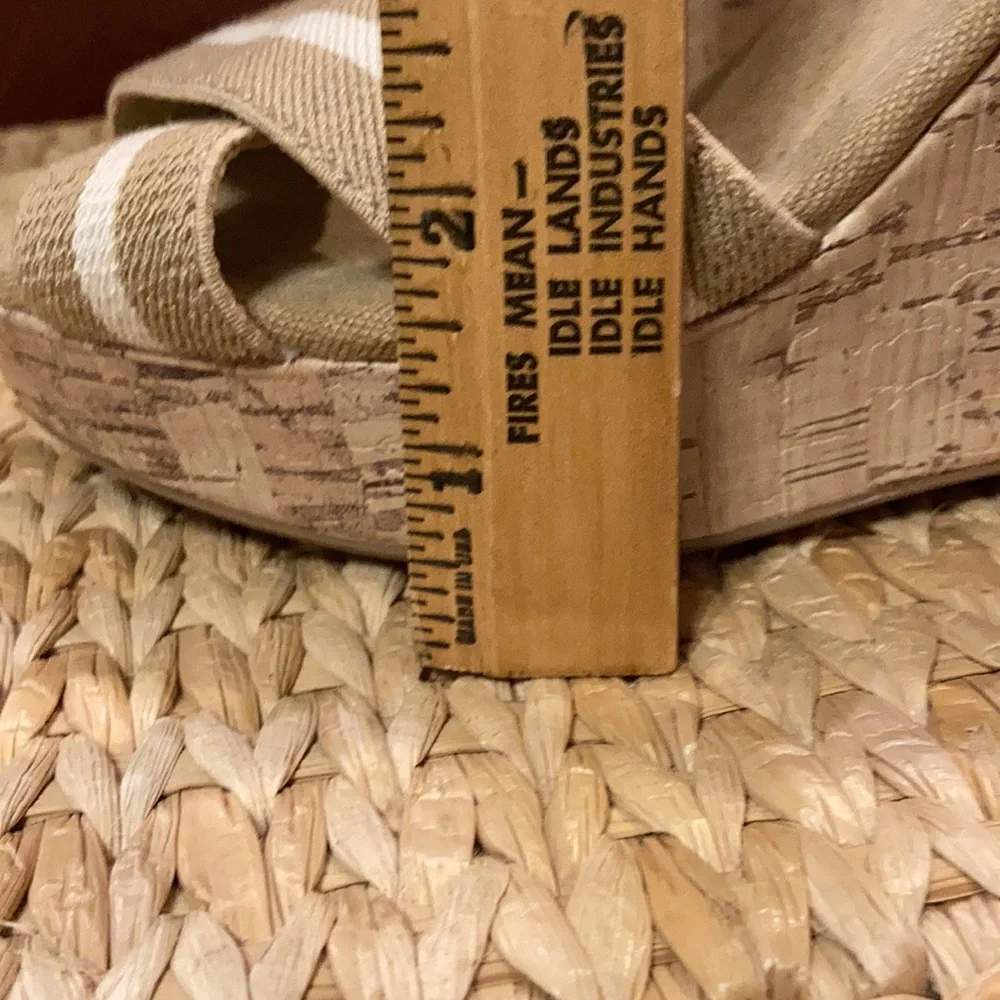 Platform Cross Strap Sandals